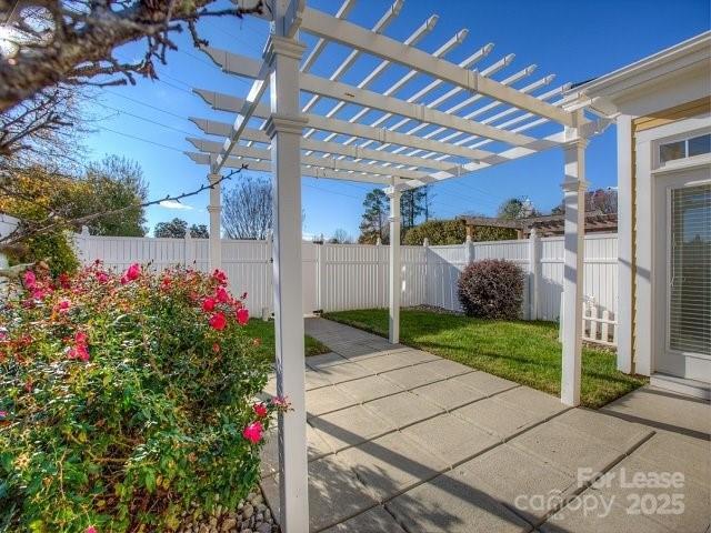 Foto del edificio - 3003 Colonel Springs Way