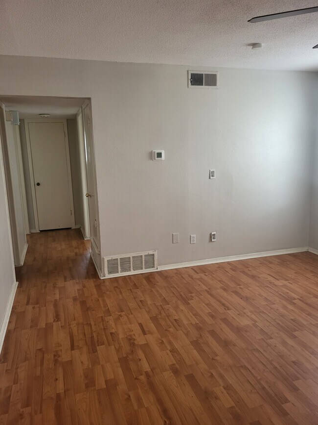 3008 Needles St, Euless, TX 76040 Townhome Rentals in Euless TX