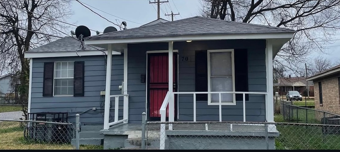 Primary Photo - 701 Glankler St