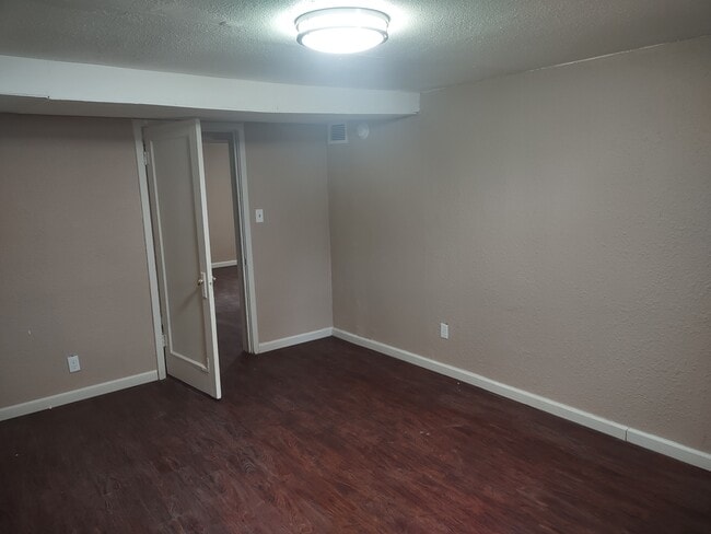 Building Photo - 1417 Forrest St