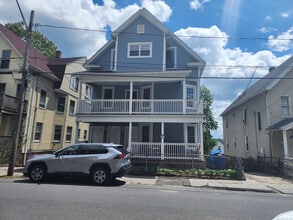 Building Photo - 120 Easton Ave