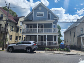 Building Photo - 120 Easton Ave