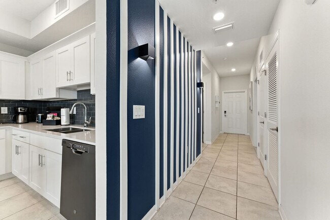 Foto del edificio - 3161 Paradox Cir