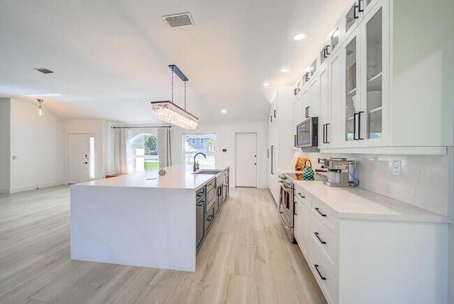 Foto del edificio - 1853 Shower Tree Way