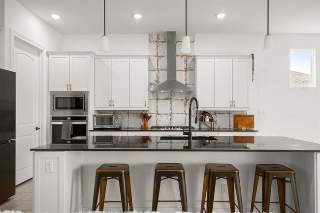 Foto del edificio - 385 Barnhill Lp