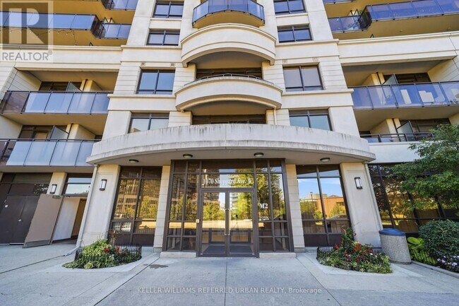 Photo du bâtiment - 1070 Sheppard Ave W