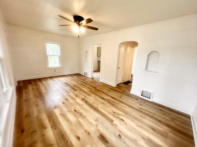 Foto del edificio - 347 W Vanmeter St