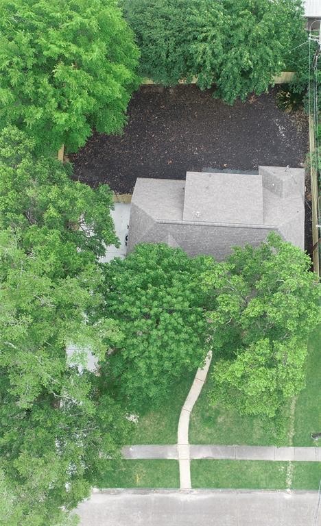 Building Photo - 335 Ballantrae Ln