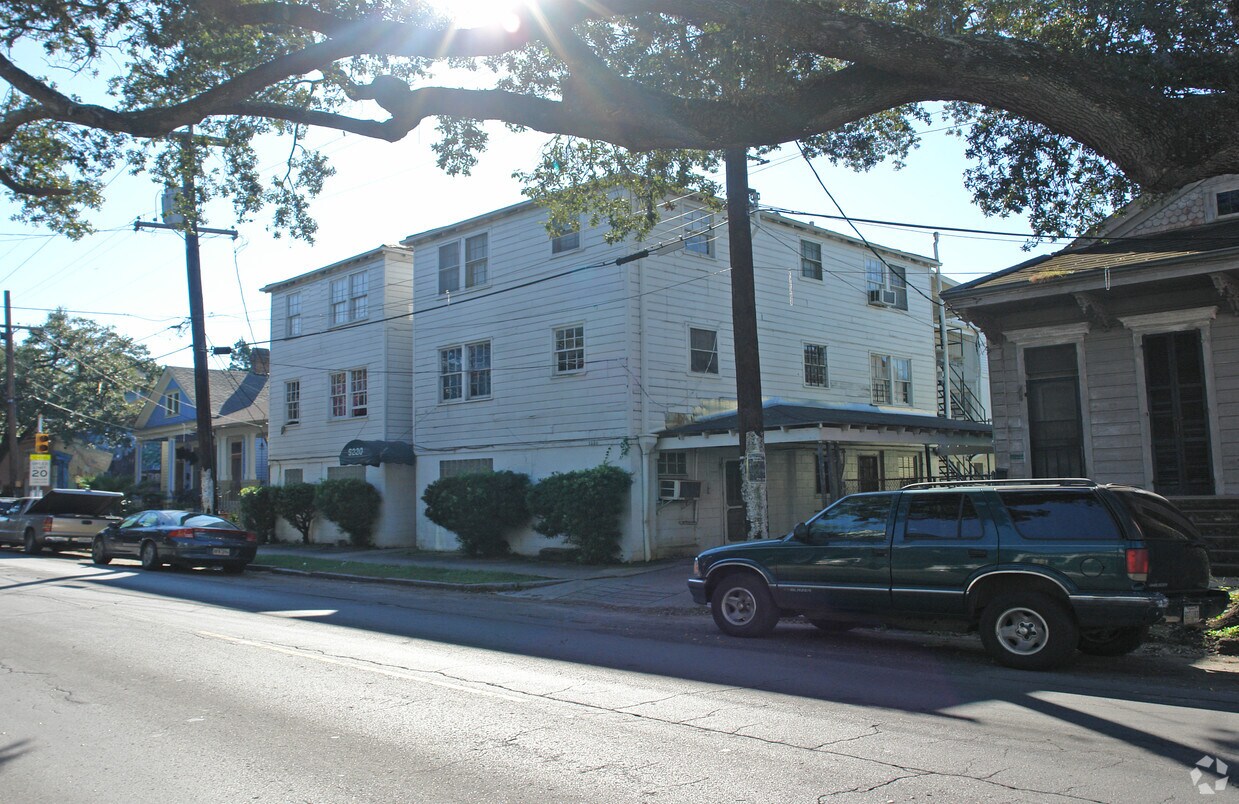 Foto del edificio - 5220 Magazine St