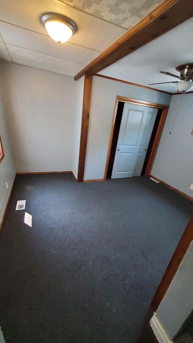 Dormitorio 3 - 619 Fulton St