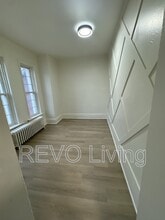 Building Photo - 151 Colborne St
