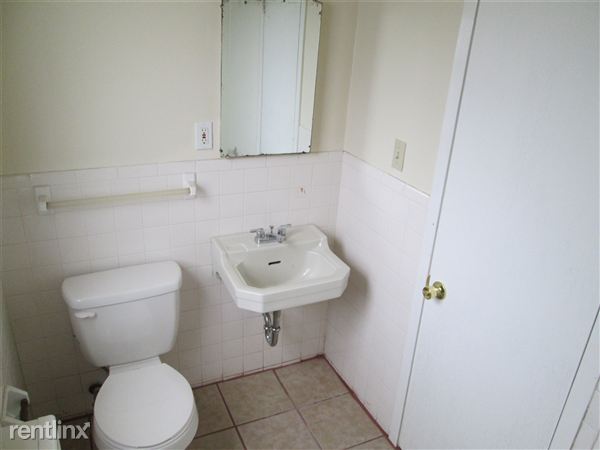 Building Photo - 3630 Schenley Ave