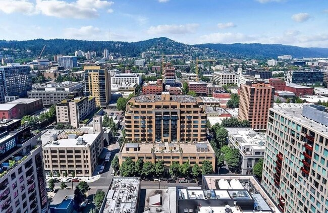 Foto del edificio - 420 NW 11th Ave