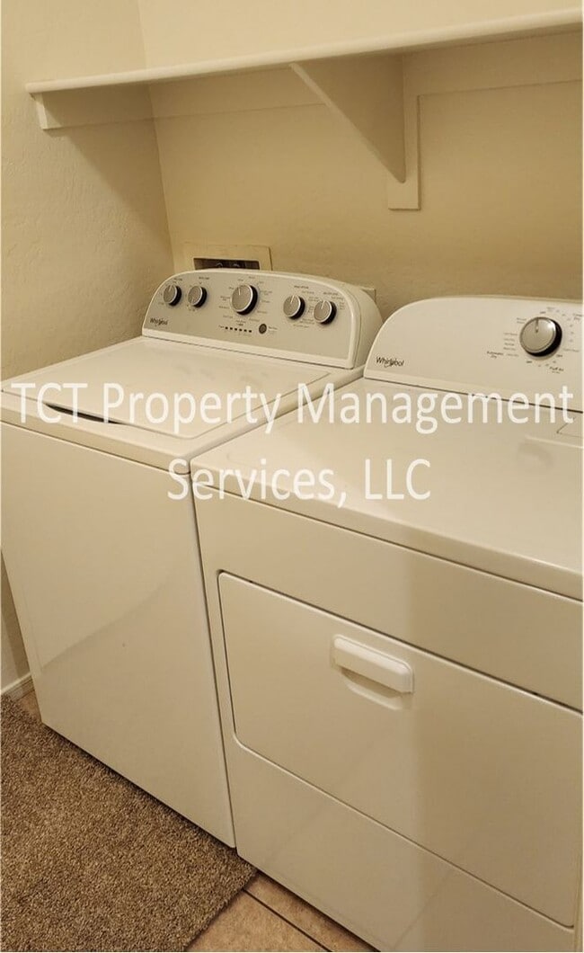 Foto del edificio - Beautiful 3 Bedroom Townhome Gated Gilbert Community!