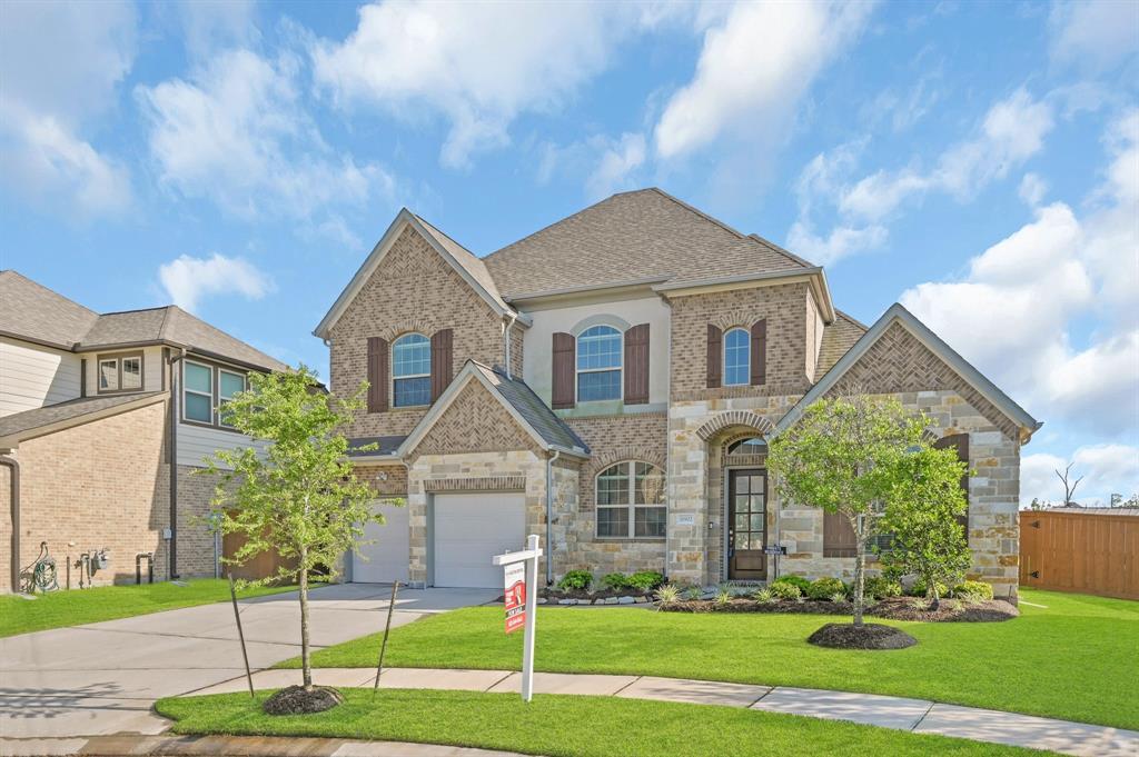 Foto principal - 11902 Ballshire Pines Dr