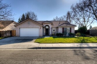 Building Photo - 5149 W Celeste Ave