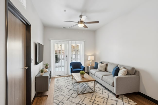 Building Photo - Westside Commons