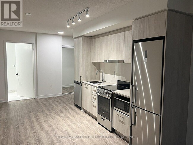 Building Photo - 195 Commerce St