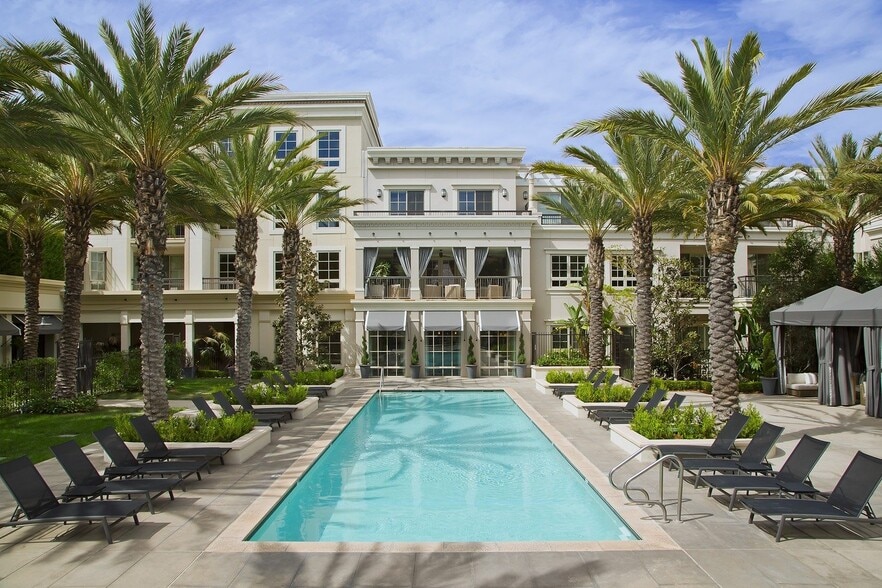 L’Appartement AMERICANA N/S Fooded P/O The Americana at Brand Luxury Apartments - 889 Americana Way