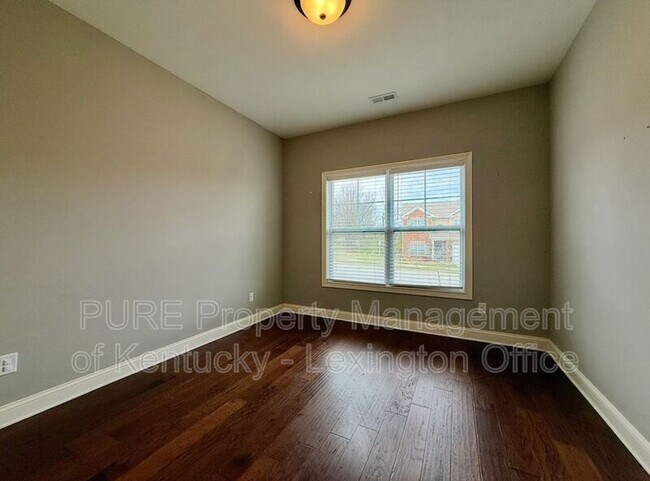 Foto del edificio - 242 Ikebana Dr