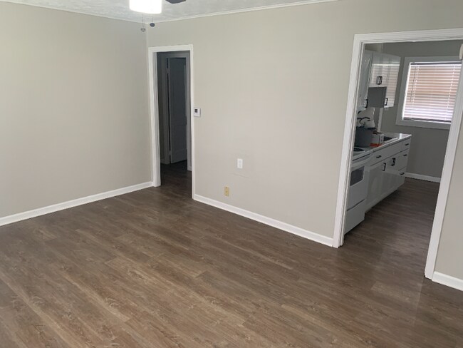 Building Photo - 224 Belle Ave