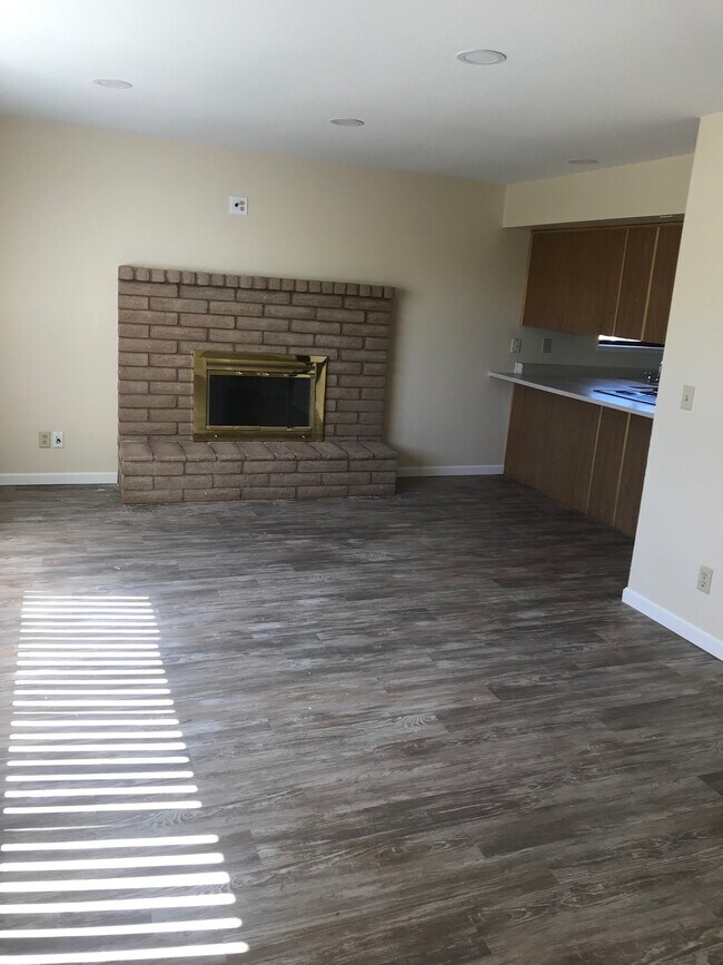 Foto del edificio - 1326 Georgia Ave