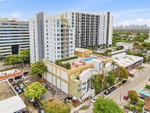 Building Photo - 3180 SW 22nd Terrace