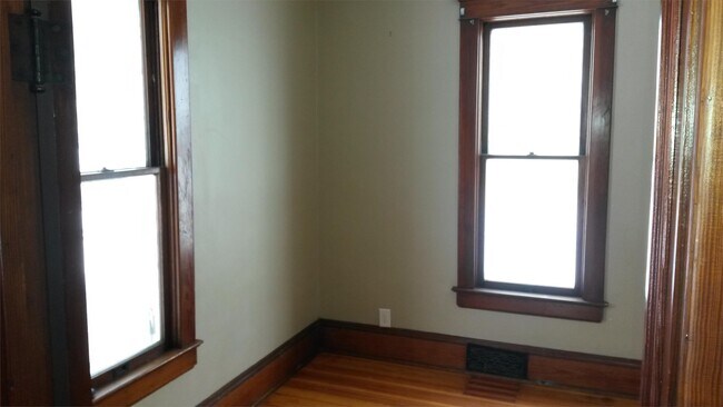 Foto del edificio - 806 N Union St