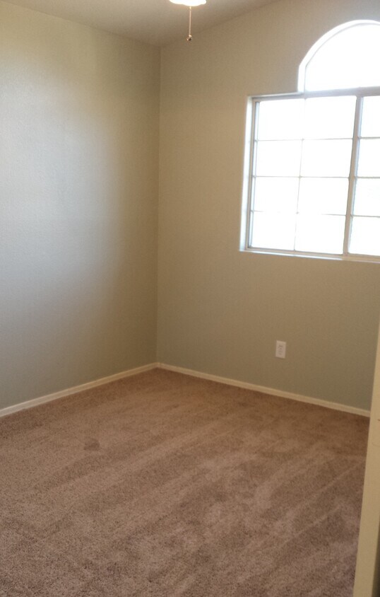 2114 S. Terripin Circle (Bed 4), Mesa, AZ 85209 House Rental in Mesa