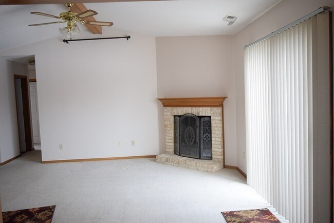 Building Photo - 6030 Cheswick Cove