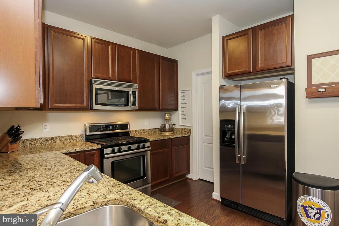 11603 Leesborough Cir, Silver Spring, MD 20902 Townhouse for Rent in