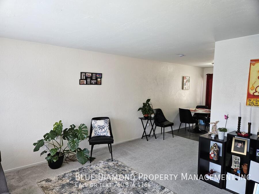 Foto principal - Spacious 2 BR, 1.5 BA in Del Mar Palms