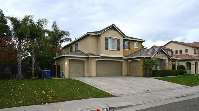 Building Photo - Resident Benefit Package Property