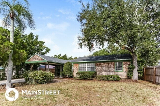 Building Photo - 14623 Sunset Dr