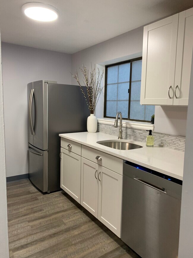 Kitchen - 38 N Main St