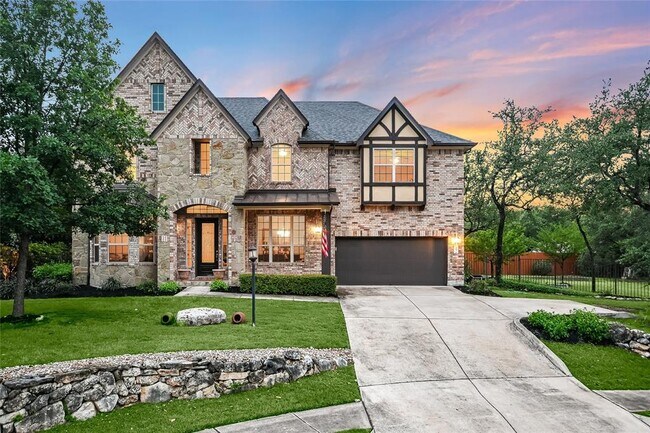 Building Photo - 223 Lake Como Dr