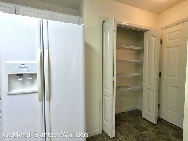 Building Photo - 2 br, 2.5 bath House - 7042 La Christa Way