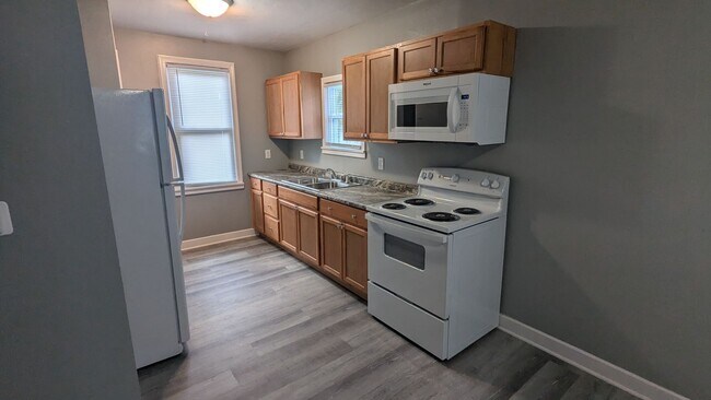 Foto del edificio - 2 bedroom, 1 bath house