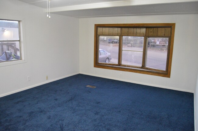 Building Photo - 1664 N Cedar St
