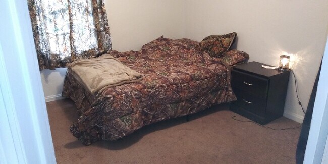 Building Photo - 2101 5th Ave