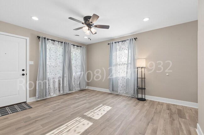 Foto del edificio - 3316 163rd St
