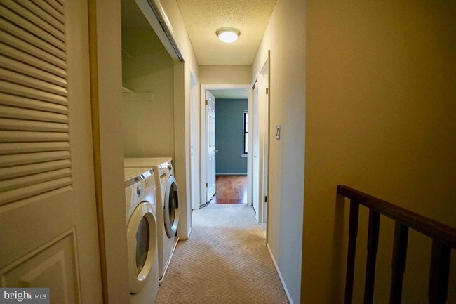 Foto del edificio - 31 O'Neill Ct