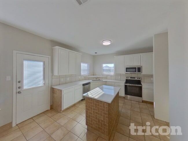 Foto del edificio - 521 Sandy Ln