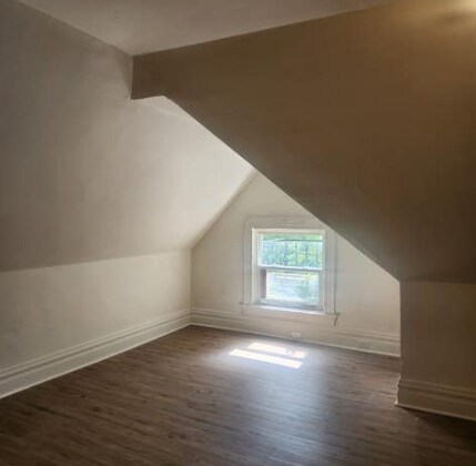Building Photo - 602 Mulberry St