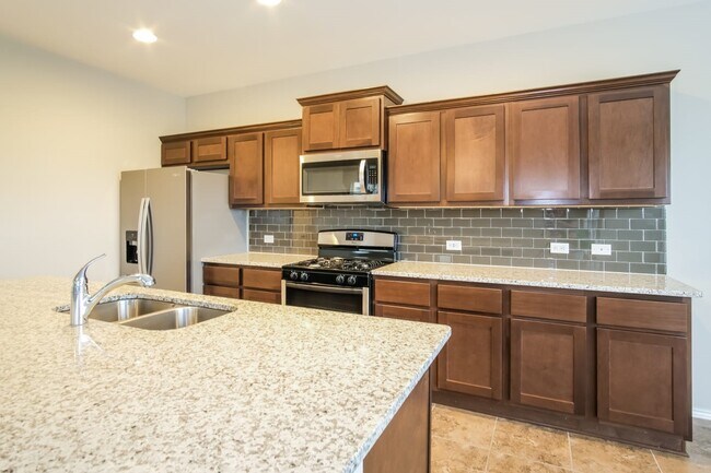 Foto del edificio - 3651 Sandy Brook Dr