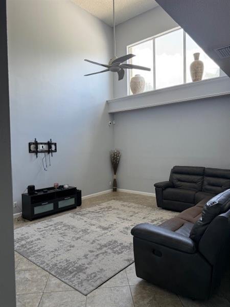 Foto del edificio - 5861 N Plum Bay Pkwy