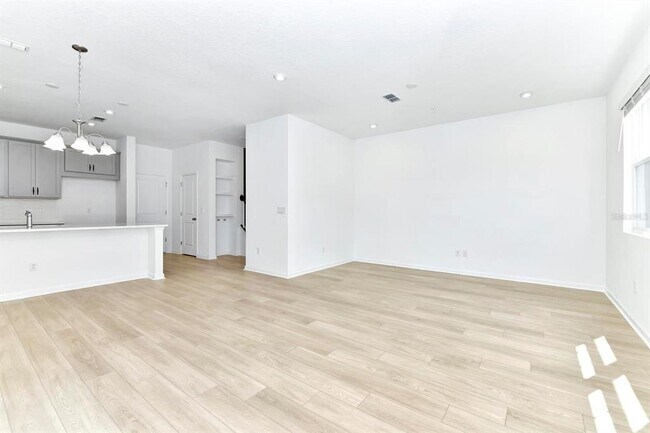 Foto del edificio - 11511 Sunsail Ave