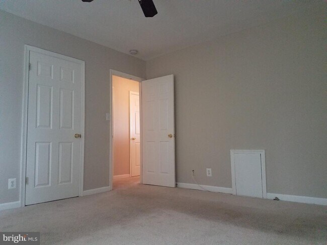 Foto del edificio - 2500 Markham Ln