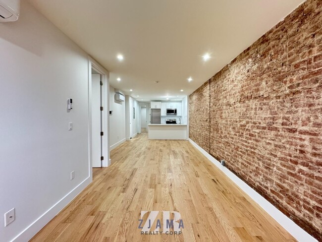 Foto del edificio - 1252 Flatbush Ave
