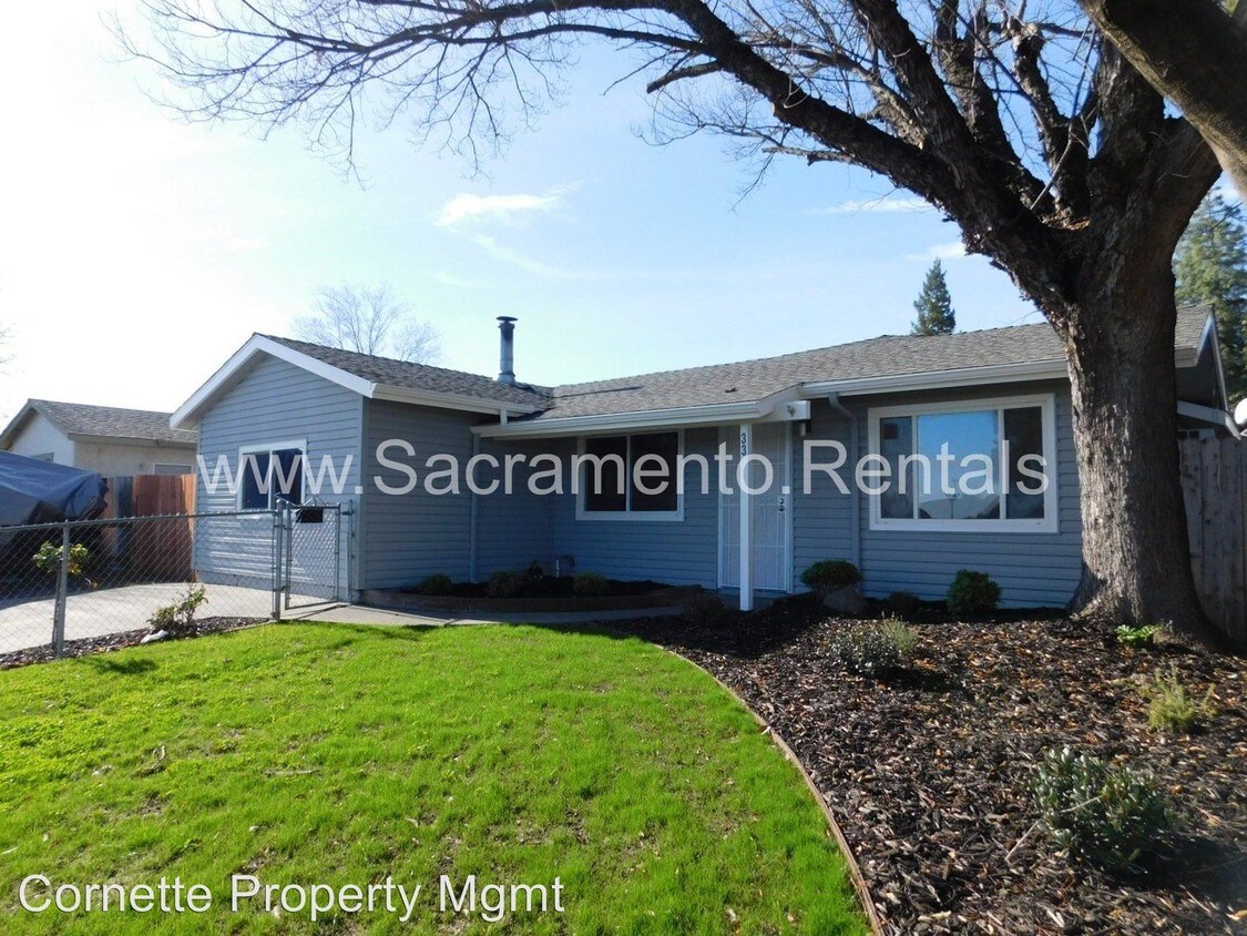 Foto principal - 3 br, 2 bath House - 33 N Ashley Avenue